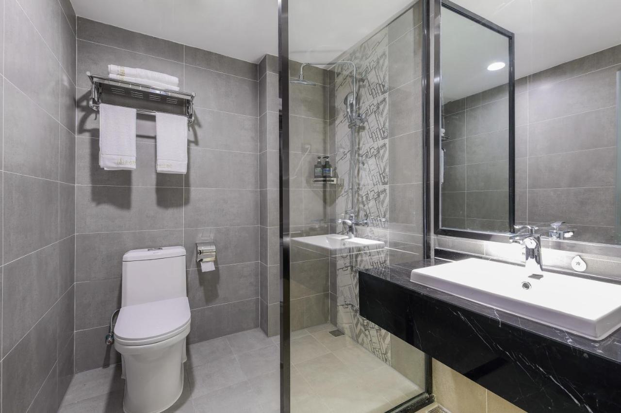 Zou Qu Ye Travel Hotel Чунцин Екстериор снимка