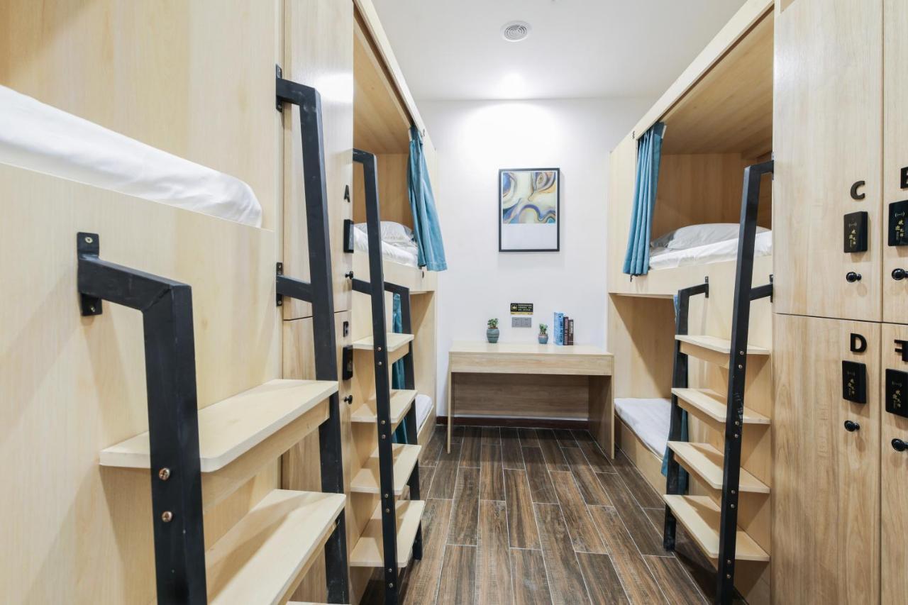 Zou Qu Ye Travel Hotel Чунцин Екстериор снимка